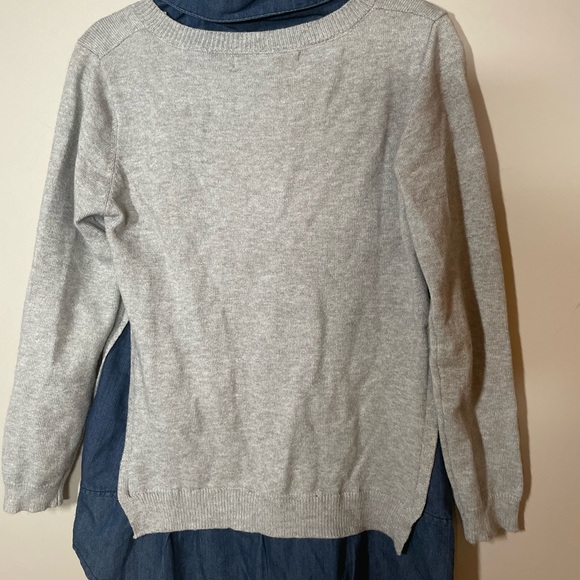 Styliest sweater size small - Picture 4 of 4